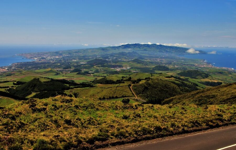 São Miguel West: Full-Day Van Tour with Lunch - Key highlights to watch for