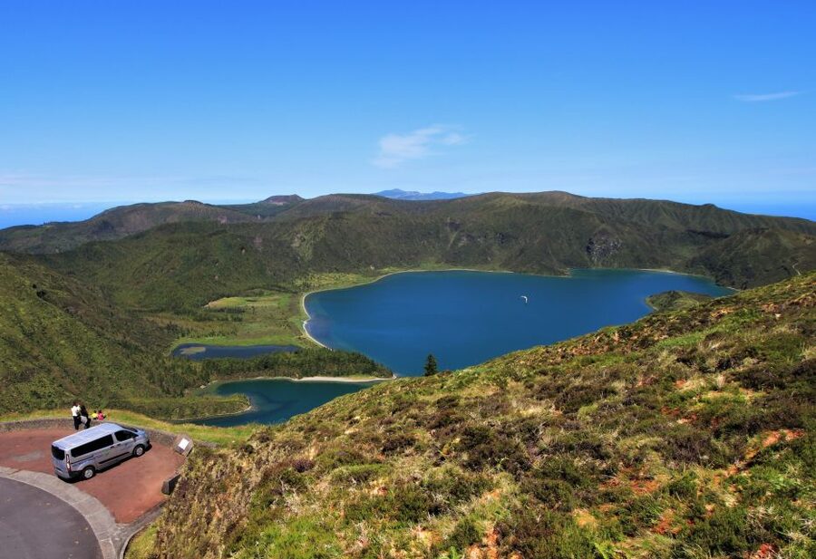 São Miguel West: Full-Day Van Tour with Lunch - Why West São Miguel in one day feels efficient