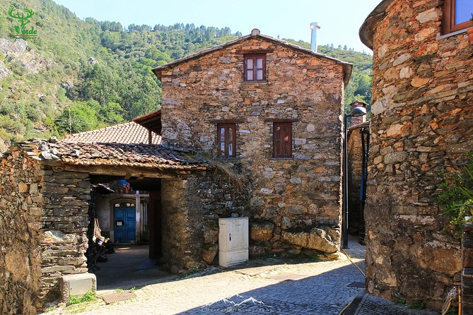 Schist Villages at Lousa Mountain - Candal: more developed, with weekend energy