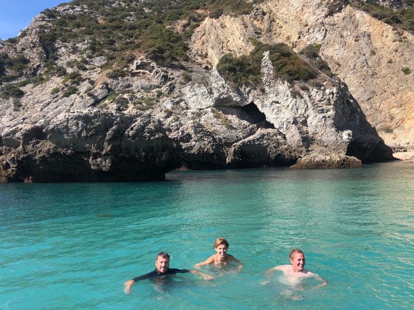 Sesimbra: Arrábida Beaches & Caves Boat Tour with Snorkeling - Praia da Mijona and Praia do Inferno: the snorkeling moments people talk about