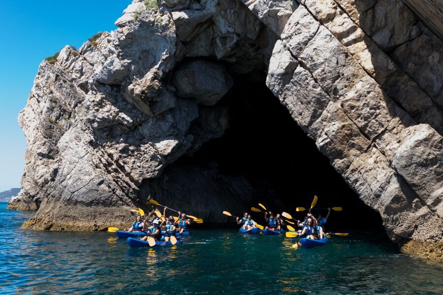 Sesimbra: Arrabida Natural Park & Caves Guided Kayaking Tour - Key highlights at a glance