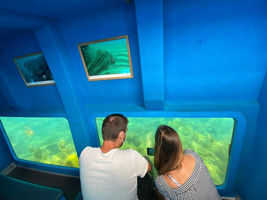 Sesimbra: Family Friendly Boat Sea Tour w/ Submarine Vision - Sesimbra Coast and the marine park that gives the trip meaning