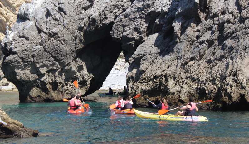 Sesimbra: Ribeiro Cavalo Beach, Caves, & Arrábida Kayak Tour - Ribeira do Cavalo Beach: Swim time plus the toasted flour sweet