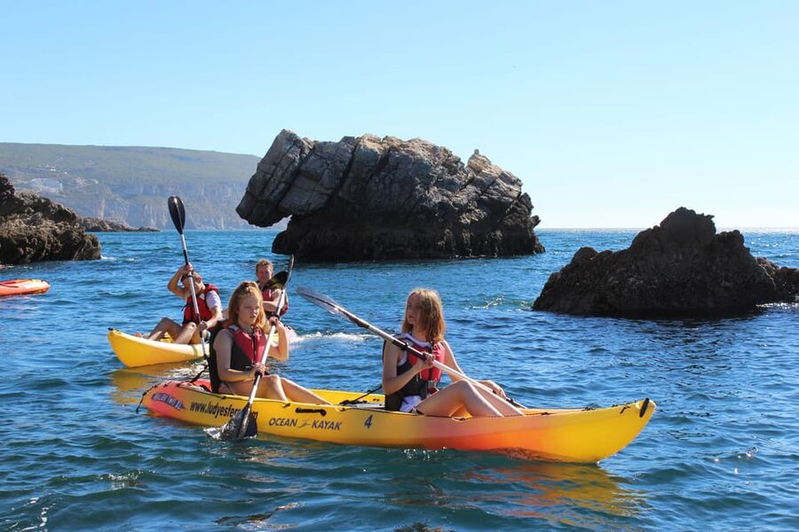 Sesimbra: Ribeiro Cavalo Beach, Caves, & Arrábida Kayak Tour - Sea-only caves, tunnels, and passages you can’t reach from land