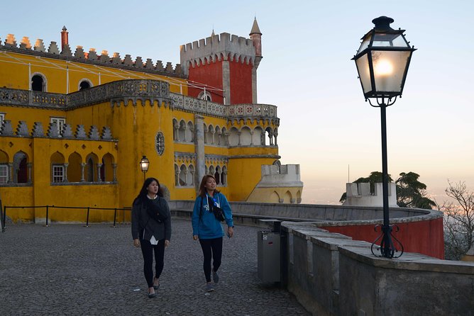 Sintra and Cascais Small Group Tour from Lisbon - Cascais guided sightseeing: villas, royalty vibes, and real streets