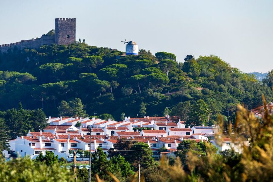 Sintra: Castle of the Moors E-Ticket and Audio Guide - Walking the Castle Walls: Cooling Breezes and Better Control