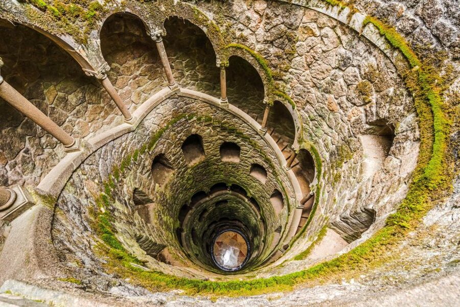 Sintra: Castle of the Moors & Quinta Entry with Audio Guides - Sintra in one day with self-guided audio that actually helps