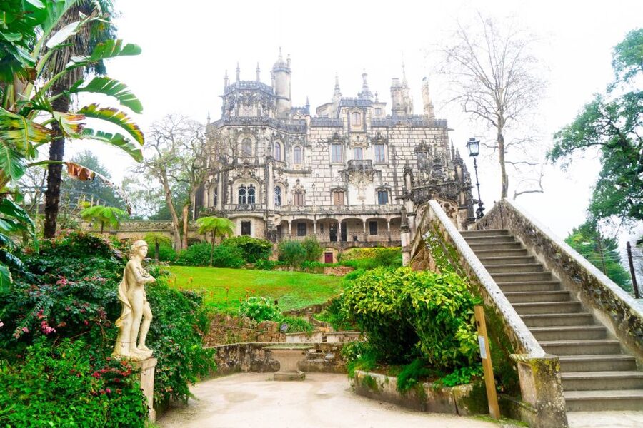 Sintra: Castle of the Moors & Quinta Entry with Audio Guides - Quinta da Regaleira with timed entry: how to keep your day from getting messy