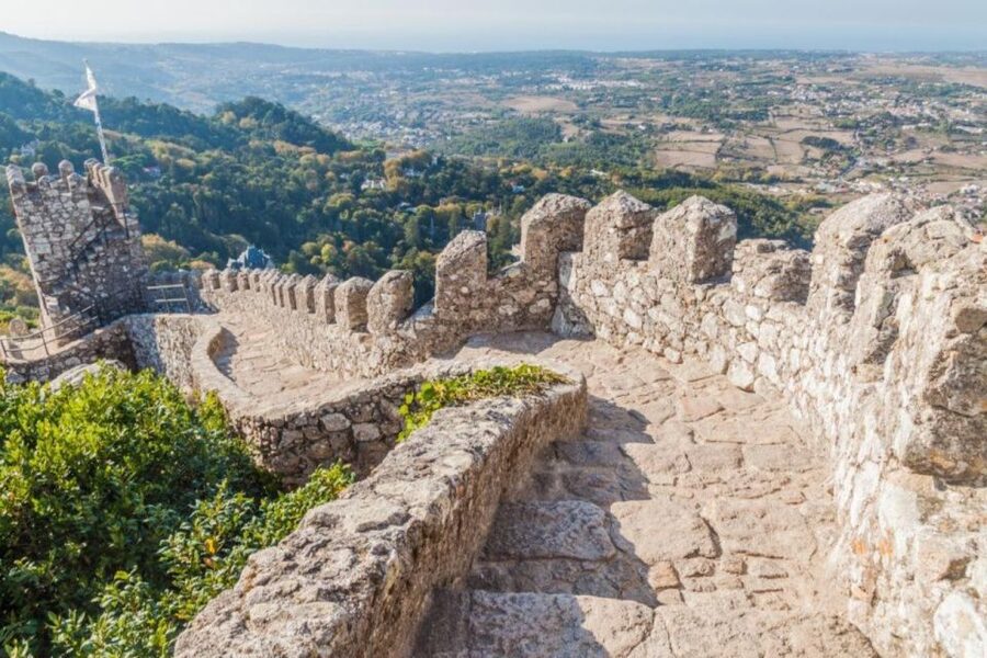 Sintra: Castle of the Moors Skip-the-Line Ticket+Audio Guide - What you’ll actually see inside the Moorish Castle walls
