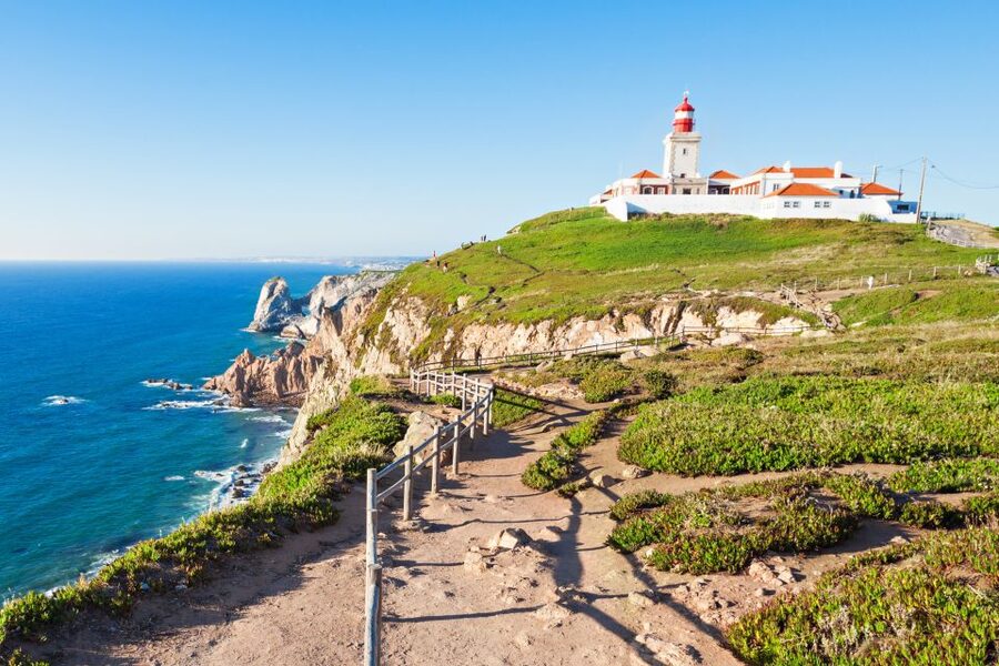Sintra: Full-Day Deluxe Tour with Pena Palace ticket - Entering Pena Palace: skip-the-line ticket and 1.5 hours that go fast
