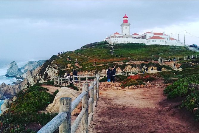 Sintra Half-Day Private Tour - A Journey through Wonderland - Quinta da Regaleira: caves, secret wells, and symbolism you can see