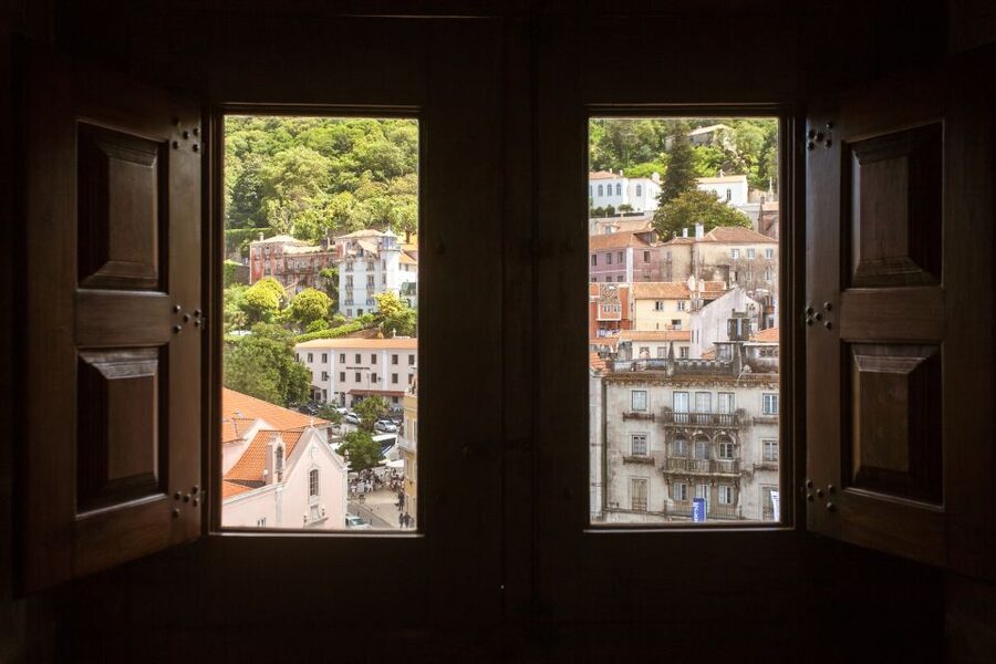 Sintra: Half-Day Tour with Royal Palace Ticket - Cabo da Roca vs. Hell’s Mouth: Choose Your Sea Drama by Season