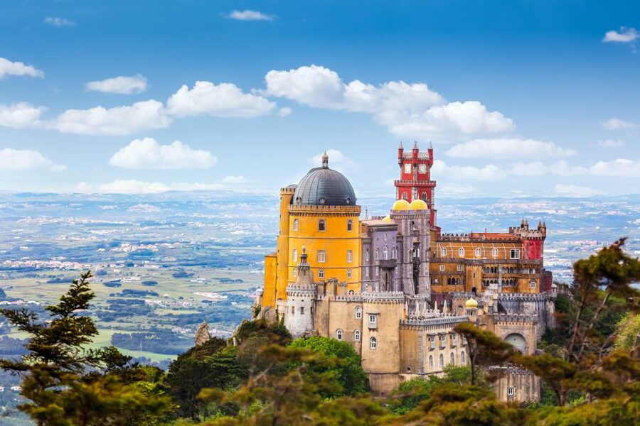 Sintra: Pena Palace and Park Entrance Ticket - Palace of Pena: The fairytale building, explained in plain terms