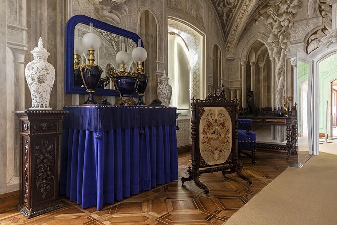 Sintra, Pena, Regaleira , and Cascais Guided Day Tour from Lisbon - Quinta da Regaleira: where the guidance helps you read the place