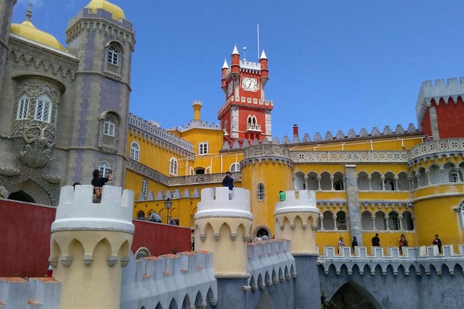 Sintra Private Tour from Lisbon - Castelo dos Mouros: misty ruins and big sky views