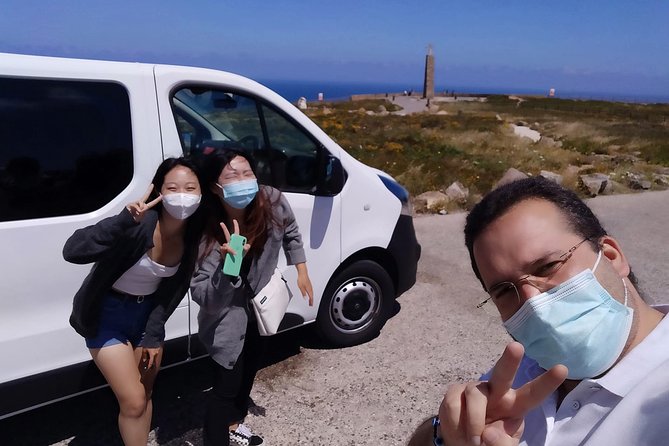 Sintra Small-Group Tour: Let the Fairy Tale Begin with Pick Up - Cascais Old Town and the Bay Views, One Calm Hour at a Time