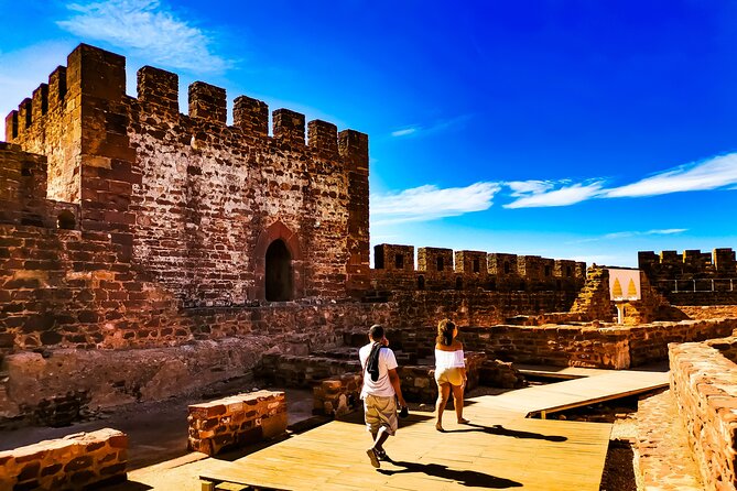 Small-Group Day Tour of Silves and Monchique with Wine Tasting - Getting to the countryside from Lagos, without the stress