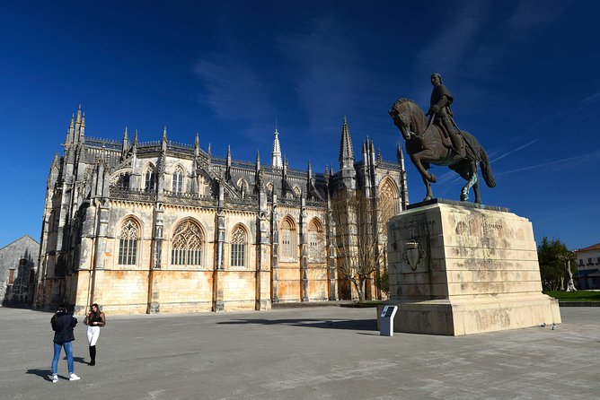 Small Group Tour to Fátima, Batalha, Nazaré and Óbidos from Lisbon - Price and Logistics: Is $108.89 Worth It?