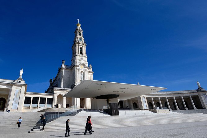 Small Group Tour to Fátima, Batalha, Nazaré and Óbidos from Lisbon - Timing Reality Check: The Day’s Pace and Where to Be Flexible