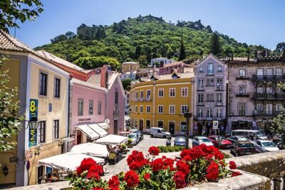 Small Group Tour to Sintra, Pena Palace, Cabo Roca and Cascais