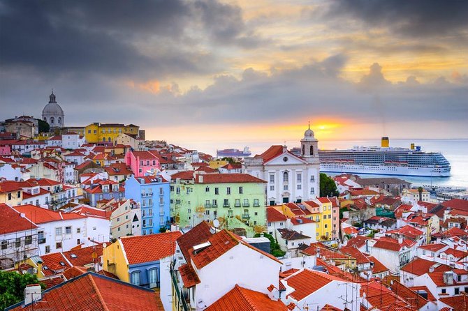 Special Guided Tour of Tuk Tuk Lisbon Historic 2 Hours - Largo do Carmo and the Carmo Church ruins, including April 25 context