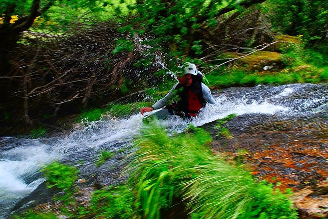 Star canyoning - Meet at the Peneda-Gerês Canyoning Center and get geared up fast
