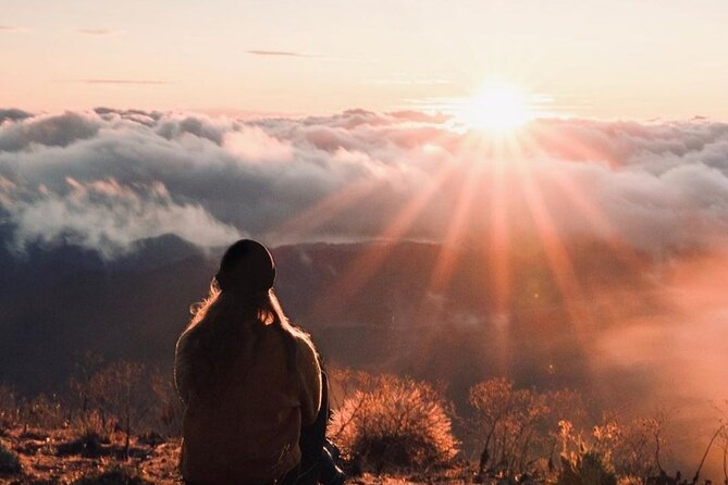 Sunrise Transfer To Pico Do Arieiro, Hike To Pico Ruivo & Return From Teixeira - Entering the day: sunrise, timing, and why the start matters