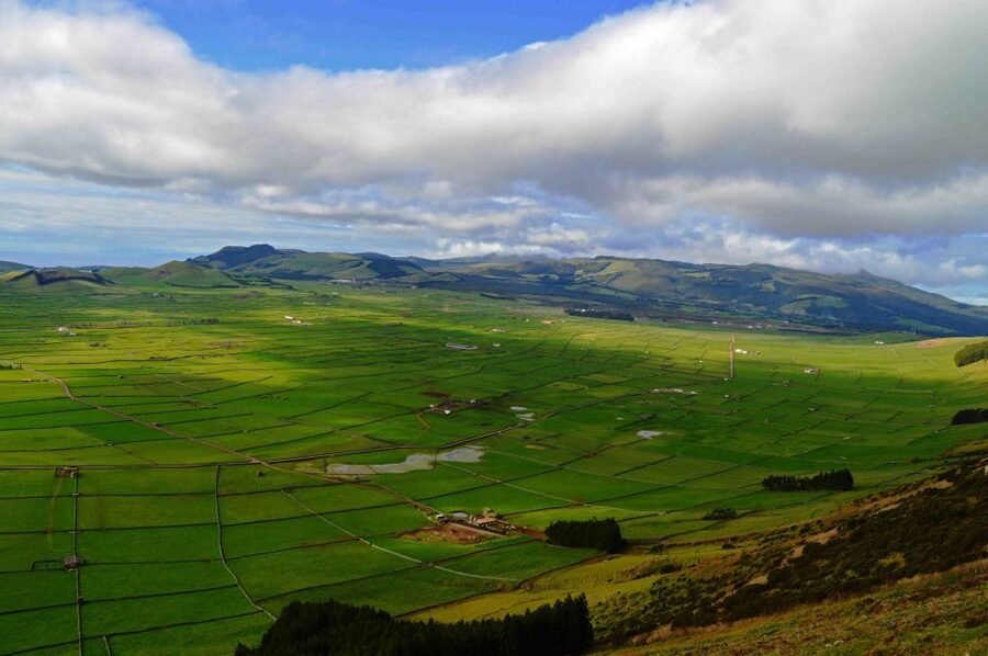 Terceira Island: Caves and Craters Tour - Terceira’s center is where the “wow” comes from