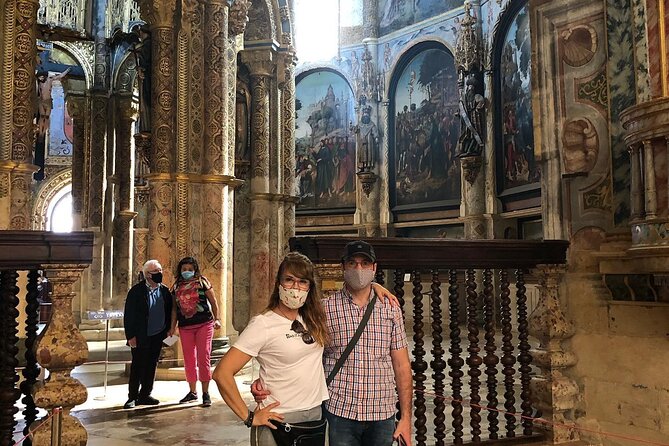 Tour of the Knights Templar's of Tomar in Private Tour - Stop 3: Tomar town stop, the Templar marks in everyday streets