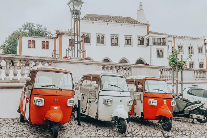 Tour Sintra Palaces & Mountain - Starting in Sintra old town, then onto the Volta do Duche