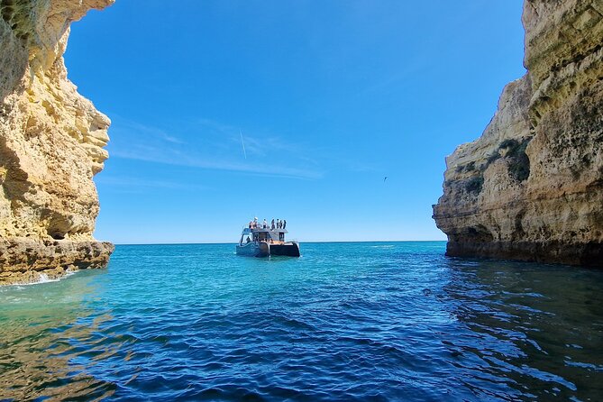 Tour to Benagil Caves and Coastline in Albufeira - Benagil Cave: the dome, the skylight, and the photo reality check