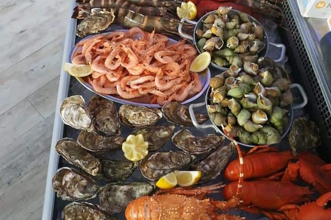 TOURS CARLOS SMILE TUK TUK - coast, country side or mix - Algar de Benagil and Carvoeiro: Coastal Icons with Photo Stops