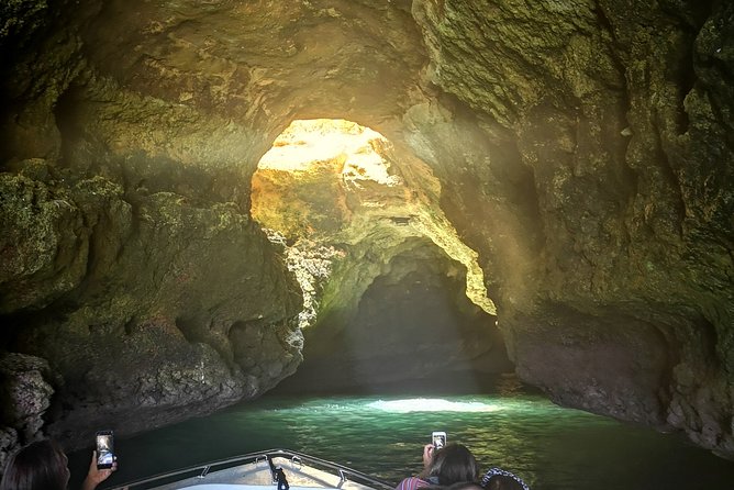 Traditional Tour - Benagil Cave - Meeting at Benagil Beach: arrive early and double-check the map