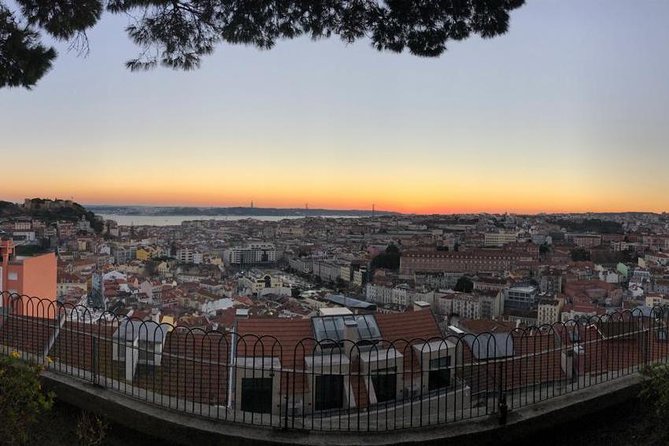 Tuk Tuk Lisbon: The Best of Lisbon in Half a Day - Lisbon Cathedral: The Reconquest Story Built Into the Stones