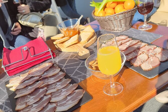 VALE DOURO, Premium Wine Tour, Wine Lunch, Private Boat - Pinhão private boat cruise: the relaxing middle you will time right