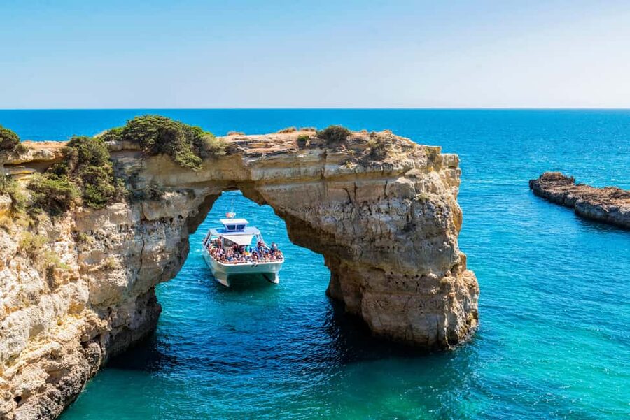 Vilamoura: Benagil Cave Boat Tour - Swimming stop and dolphin watching: when it comes together