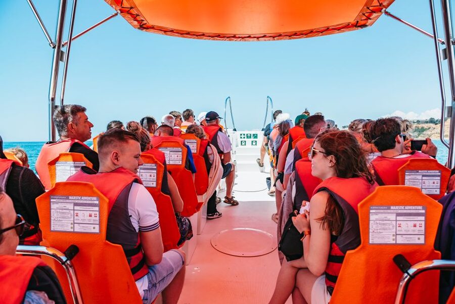 Vilamoura: Benagil Cave Boat Tour with Entry&Dolphin search - The Coastal Cruise to Benagil: Caves, Secluded Beaches, and Photo Angles