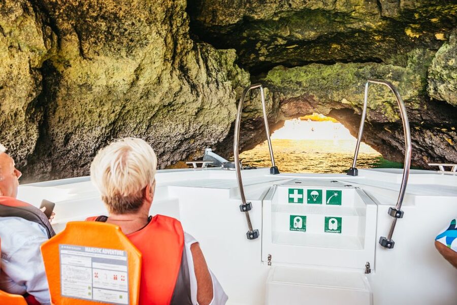 Vilamoura: Benagil Cave Boat Tour with Entry&Dolphin search - Dolphin Search on the Way Back: The Thrill, Without the Guesswork