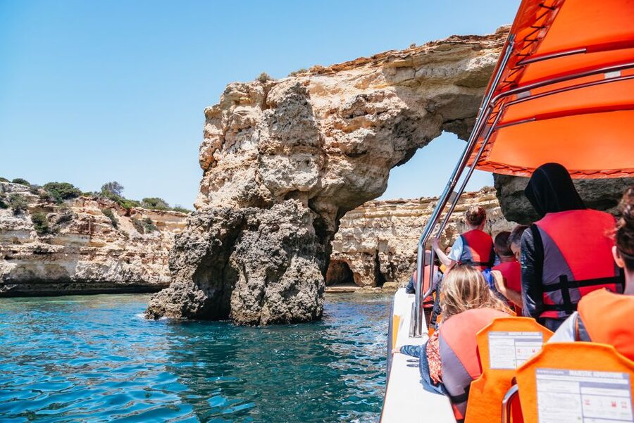 Vilamoura: Benagil Cave Boat Tour with Entry&Dolphin search - What to Wear, What to Bring, and How to Stay Comfortable