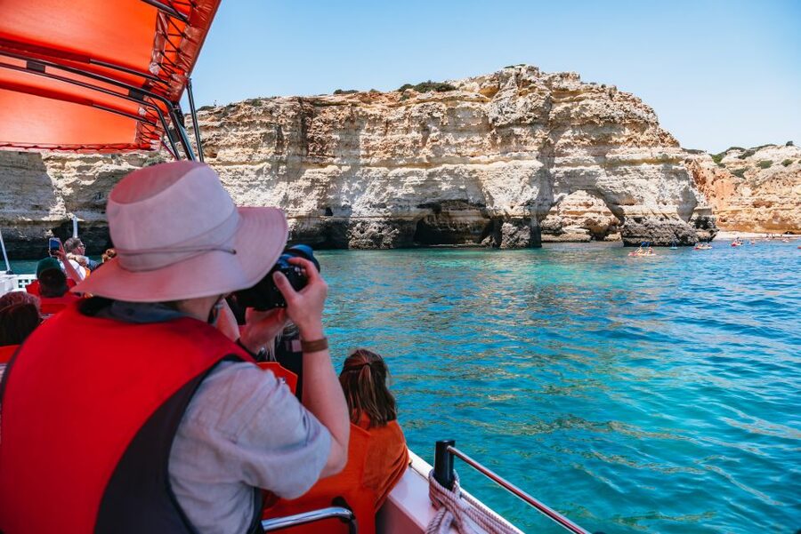 Vilamoura: Benagil Cave Boat Tour with Entry&Dolphin search - FAQ