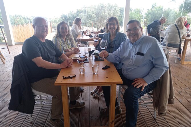 Wine Lovers: Winery Tour w/ Tasting & Tapas (Albufeira/Vilamoura) - The tasting lineup: what 4 wines plus tapas feels like in practice