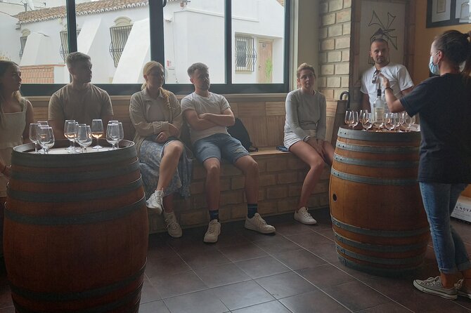 Wine Tasting, Chicken Piri Piri & Sights (Albufeira/Vilamoura) - What happens at the winery: Adega do Cantor and the Sir Cliff Richard connection