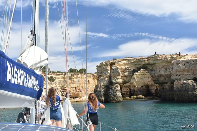 Yatch FINISMAR: 6 hours cruise with Beach BBQ (14passengers) - Crew attention: why the day feels personal